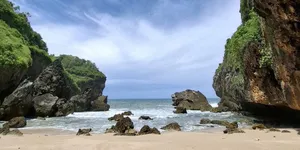 Pantai Wohkudu